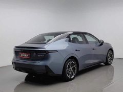 Lynk & Co Geely Lynk & Co 07 EM-P 126 Extended Range Halo - ფოტო 2
