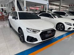 Audi A4L 200 Million Units Joyful Edition 40 TFSI Luxury Dynamic - ფოტო 3