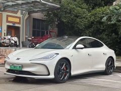 IM Motors Zhiji L6 Max Standard Edition - ფოტო 1