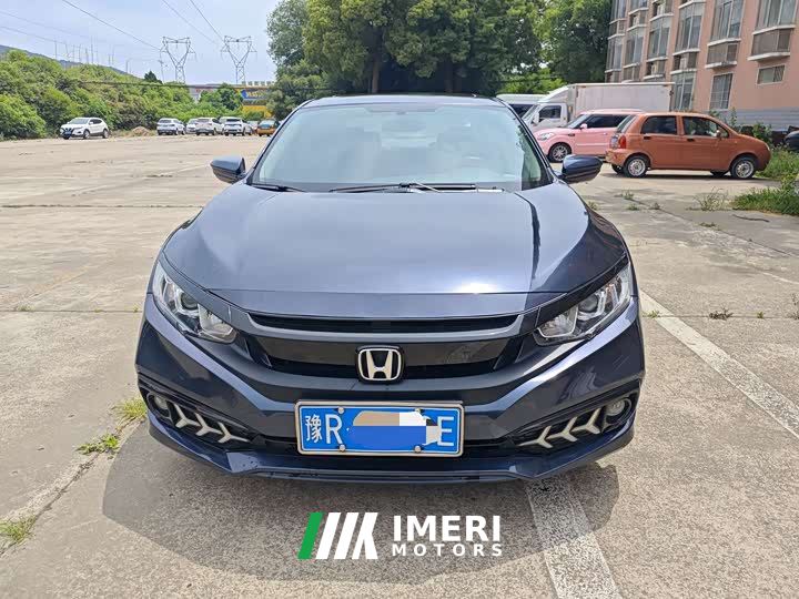 Honda Civic 240TURBO CVT Dynamic Edition
