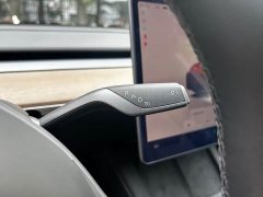 Tesla Model Y Rear-Wheel Drive - ფოტო 16