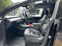 Tesla Model Y Rear-Wheel Drive - ფოტო 8