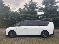 Li Auto MEGA Home Family Edition - ფოტო 3