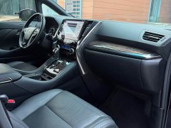 Toyota Vellfire Crown Hybrid 2.5L HV Premium Edition - ფოტო 8