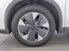 Dongfeng Fengshen L7 205 Plus - ფოტო 17