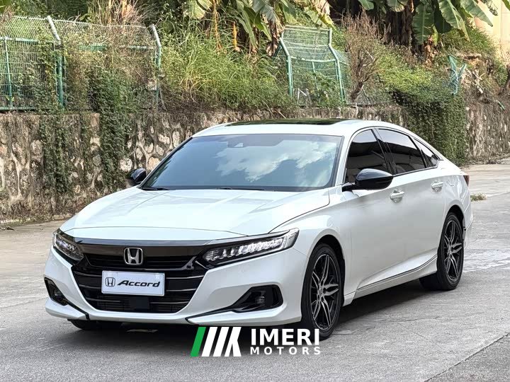 Honda Accord 260TURBO Luxury Edition