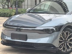 Zeekr Geely Zeekr 007 Rear-Wheel Drive Smart Driving Edition 100kWh - ფოტო 15