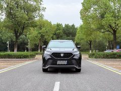 Toyota Crown Venza 2.5L HEV AWD Premium - ფოტო 2