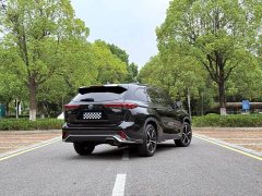 Toyota Crown Venza 2.5L HEV AWD Premium - ფოტო 4