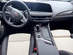Cadillac CT5 28T Track Performance Edition with Peak Track Package - ფოტო 10