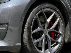 Tesla Model 3 Performance All-Wheel Drive - ფოტო 4