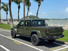 Jeep Gladiator 2023 3.6L Overland - ფოტო 14