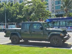 Jeep Gladiator 2023 3.6L Overland - ფოტო 7