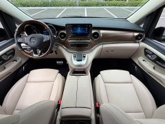 Mercedes-Benz V-Class 2022 V 260 L Long Wheelbase Luxury Edition - ფოტო 12