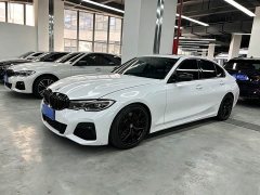BMW 3 330i M - ფოტო 1