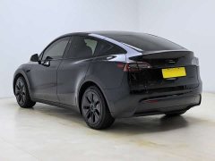 Tesla Model Y Long Range All-Wheel Drive - ფოტო 11
