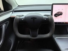 Tesla Model Y Long Range All-Wheel Drive - ფოტო 5