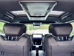 Toyota Vellfire 2024 Crown Hybrid 2.5L Executive Premier Edition - ფოტო 8
