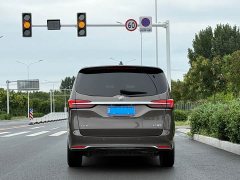 Buick GL8 Land Executive Cabin Premium - ფოტო 5