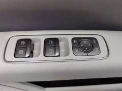 Li Auto i6 2025 Four-Wheel Drive Standard Edition - ფოტო 9
