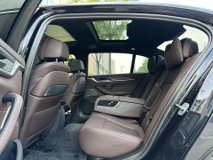 BMW 5 Series Facelift 530Li Luxury M Sport Package - ფოტო 8