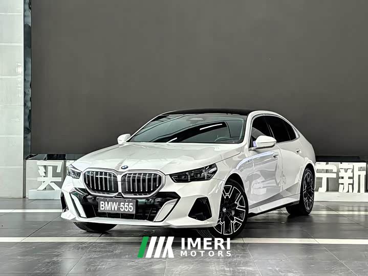 BMW 5 Series 530Li Luxury M Sport Package - ავტომობილი ჩინეთიდან