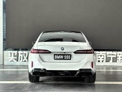 BMW 5 Series 530Li Luxury M Sport Package - ფოტო 4