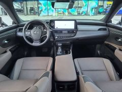 Lexus ES 2023 200 Excellence Edition - ფოტო 16