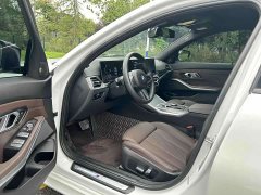 BMW 3 Series 325i M Sport Night Edition Package - ფოტო 5