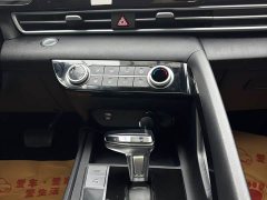 Hyundai Elantra 2022 1.5L CVT GLX Elite - ფოტო 16