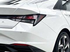 Hyundai Elantra 2022 1.5L CVT GLX Elite - ფოტო 9