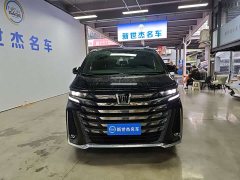 Toyota Vellfire 2024 Crown Hybrid 2.5L Executive Premier Edition - ფოტო 2