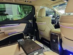 Toyota Alphard 2021 Hybrid 2.5L Premium Edition - ფოტო 11