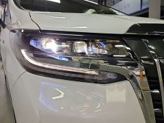 Toyota Alphard 2021 Hybrid 2.5L Premium Edition - ფოტო 12
