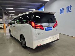 Toyota Alphard 2021 Hybrid 2.5L Premium Edition - ფოტო 17