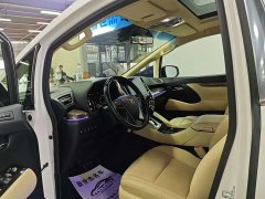 Toyota Alphard 2021 Hybrid 2.5L Premium Edition - ფოტო 4