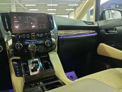Toyota Alphard 2021 Hybrid 2.5L Premium Edition - ფოტო 9