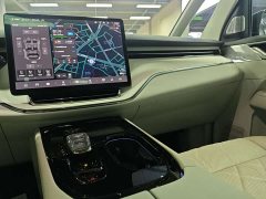Volvo EM90 2025 Ultra Six-Seater - ფოტო 10