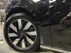 Volvo EM90 2025 Ultra Six-Seater - ფოტო 17