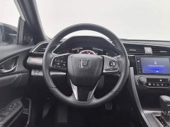 Honda Civic 2021 Hatchback 220 Turbo CVT Trendy Control - ფოტო 11