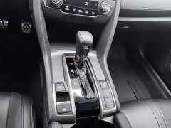 Honda Civic 2021 Hatchback 220 Turbo CVT Trendy Control - ფოტო 13