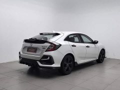 Honda Civic 2021 Hatchback 220 Turbo CVT Trendy Control - ფოტო 2