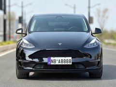 Tesla Model Y 2022 Facelift Rear-Wheel Drive - ფოტო 2