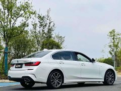 BMW 3 Series 325Li M Sport Package - ფოტო 7