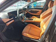 Voyah Lantu Zhuiguang PHEV AWD Extended Range Executive - ფოტო 6