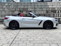 BMW Z4 sDrive 25i M Sport Night Edition - ფოტო 4