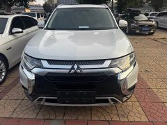 Mitsubishi Outlander 2020 2.0L FWD Comfort 5-Seater - ფოტო 2