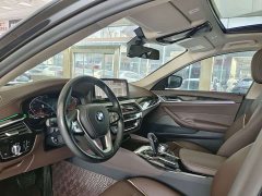 BMW 5 Series 525Li Luxury Package - ფოტო 10
