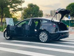 Tesla Model 3 Rear-Wheel Drive - ფოტო 11