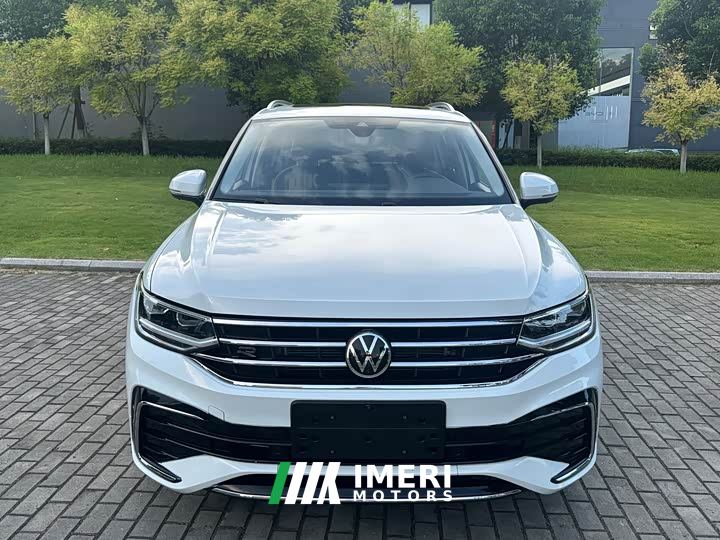 Volkswagen Tiguan L Facelift 330TSI Automatic FWD R-Line Comfort Edition